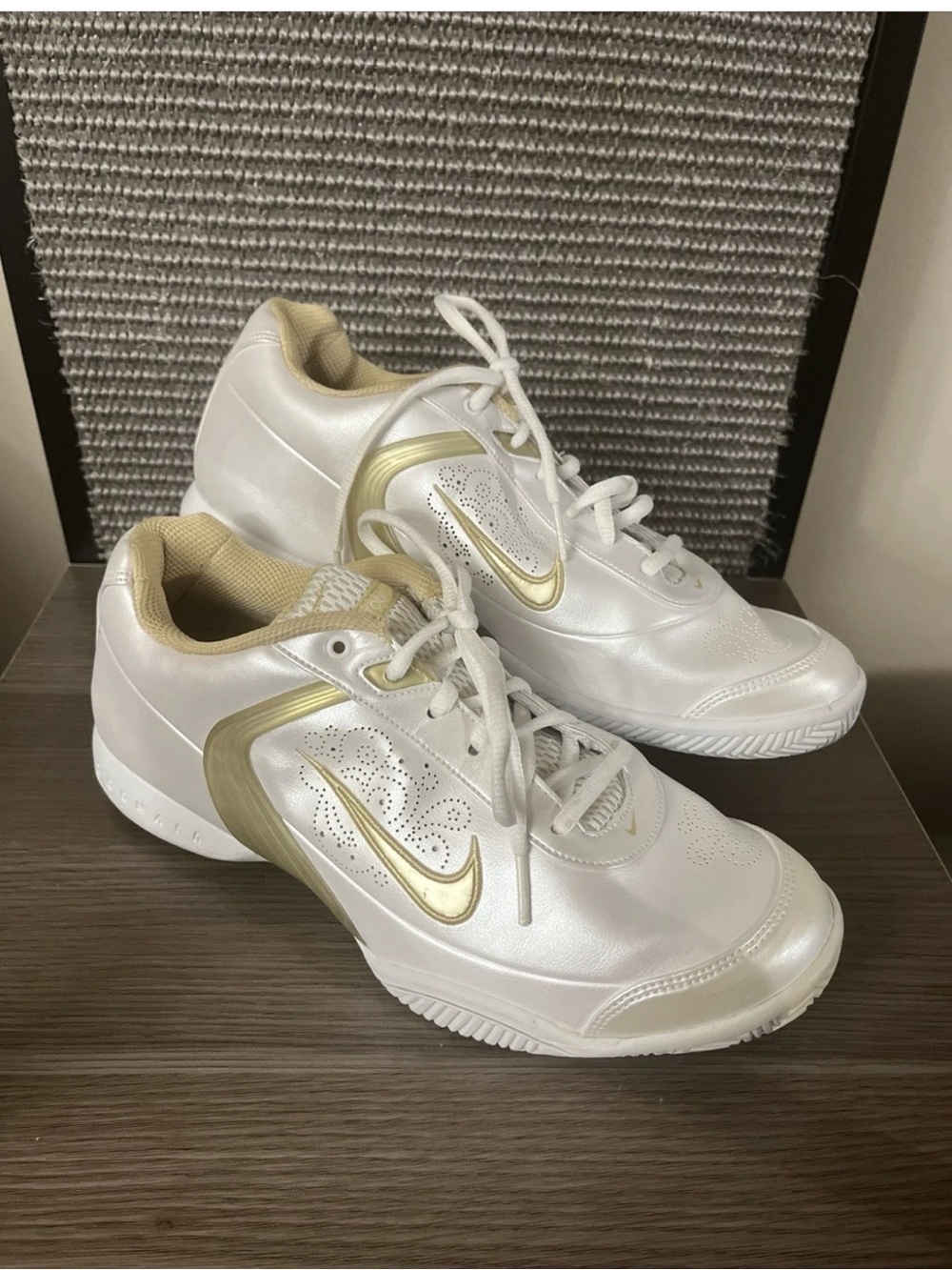 Nike Air Zoom Mystify Tour Women's White and Gold Sneakers 10